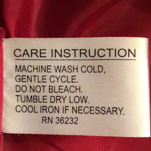 GALLERY PETITE RED TRENCH COAT WITH REMOVABLE BUTTON HOOD SZ PP - Picture 7 of 14